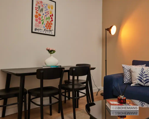 Merkezde Çarpıcı 3BR 2Bath AC